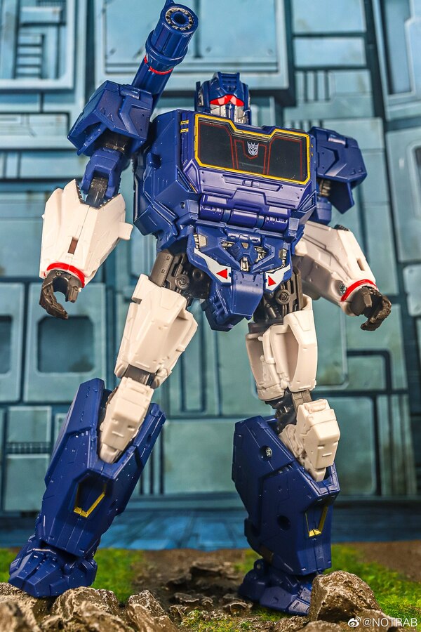 Studio Series Brawn, Wheeljack, Ratchet, Ravage, Soundwave Toy Photography NOTRAB  (16 of 18)